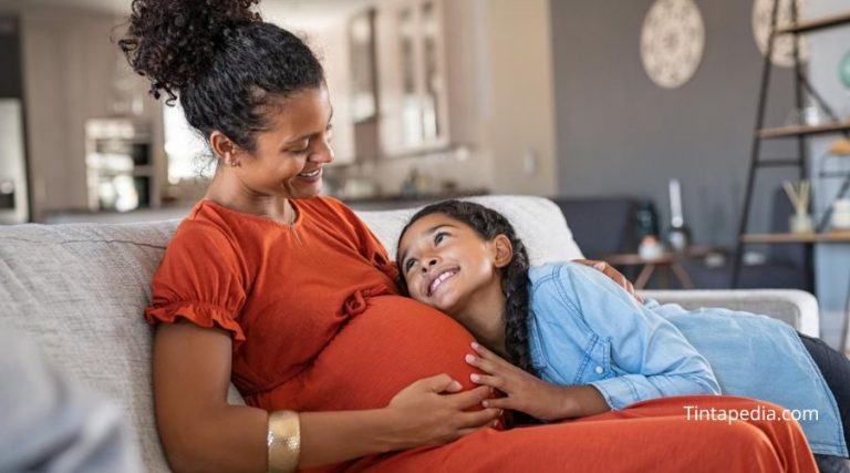 Ciri-Ciri Bayi Yang Ibunya Hamil Lagi: Tanda-tanda Kehamilan Baru
